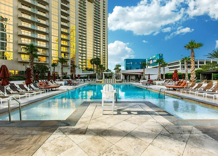 The Signature Mgm Condos